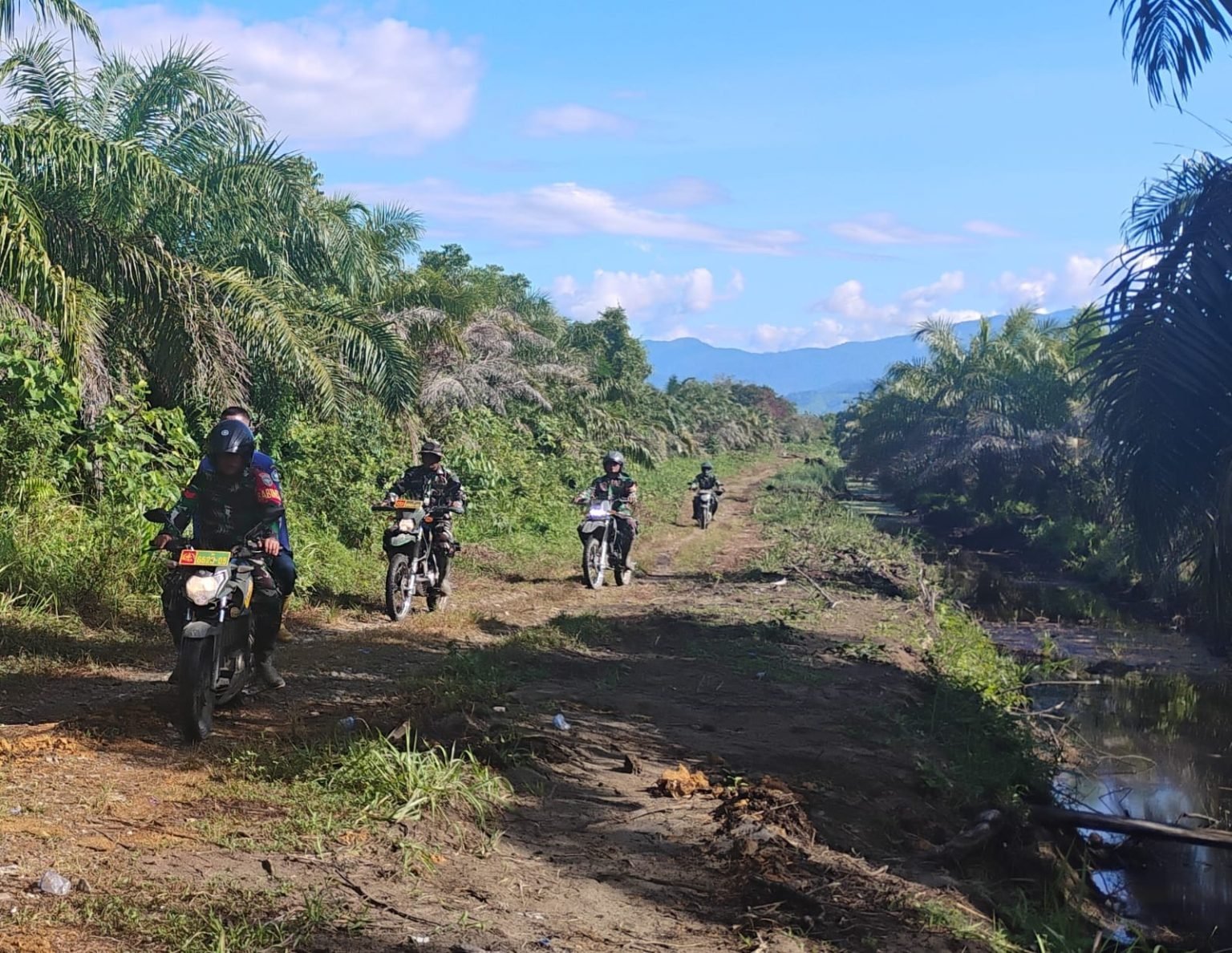Patroli Pencegahan Karhutla di Kecamatan Bakongan, Korem 012 Tingkatkan Kesiapsiagaan