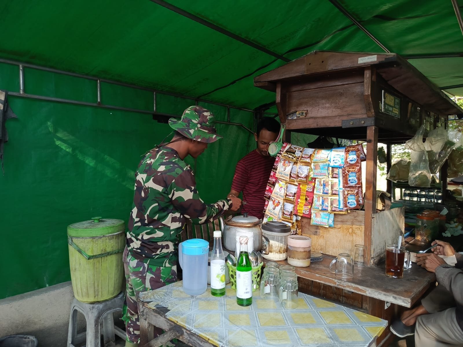 Kehadiran TMMD Dongkrak Penjualan di Warung Parangjoro
