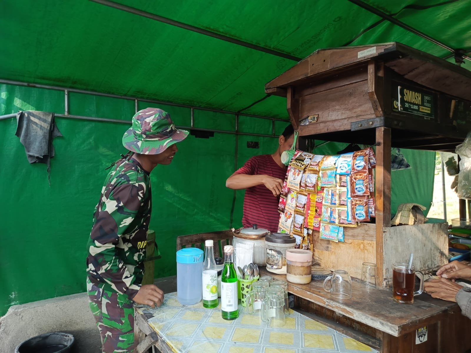 Warung Parangjoro Lebih Laris Sejak Pelaksanaan TMMD