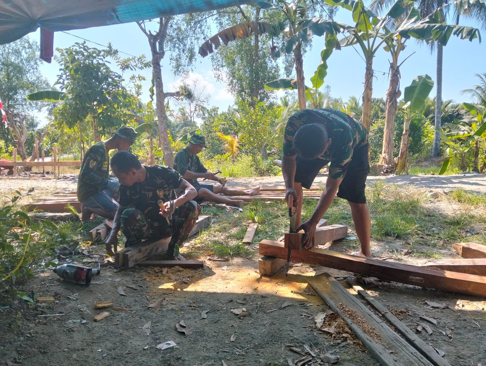 Satgas TMMD Ke-129 Fokus Bangun Infrastruktur Keamanan Lingkungan di Desa Tamban Bangun