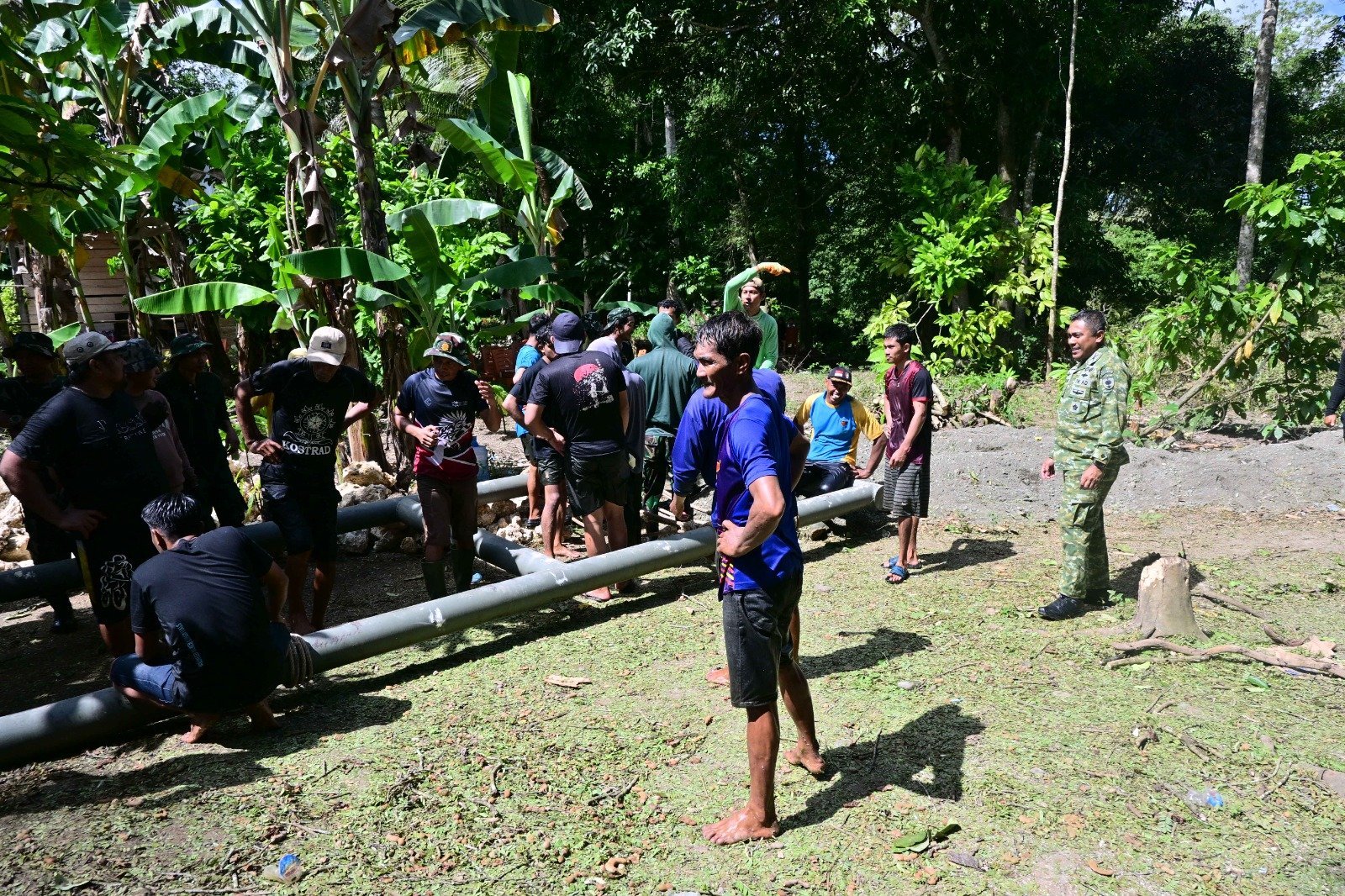 Kodim 1407/Bone Tinjau Lokasi Pembangunan Jembatan Gantung Melalui TMMD Ke-129