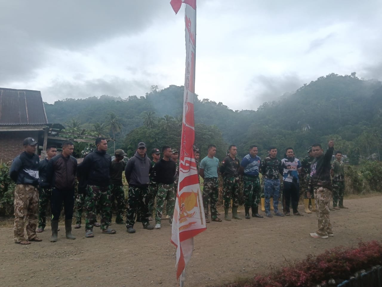 Apel Pengecekan Personel TMMD Ke-129 oleh Kodim 1407/Bone Dilaksanakan di Bontocani