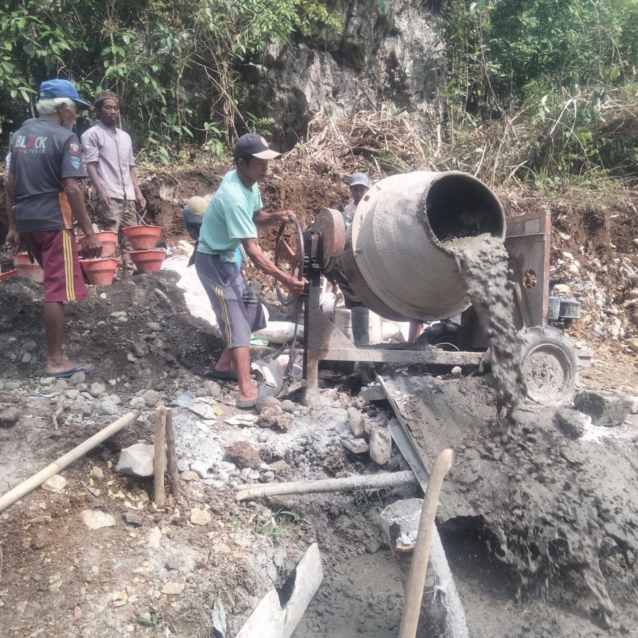 Pendampingan Pengerjaan Cor Angkur di Jembatan Gantung Patukku–Lemo Berlanjut