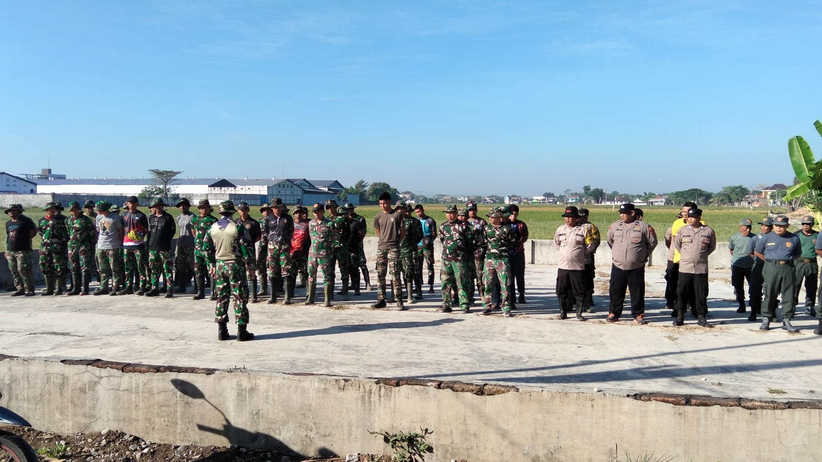 Pengamanan Pelaksanaan TMMD di Parangjoro Didukung Pembagian Tugas Kodim 0726/Sukoharjo