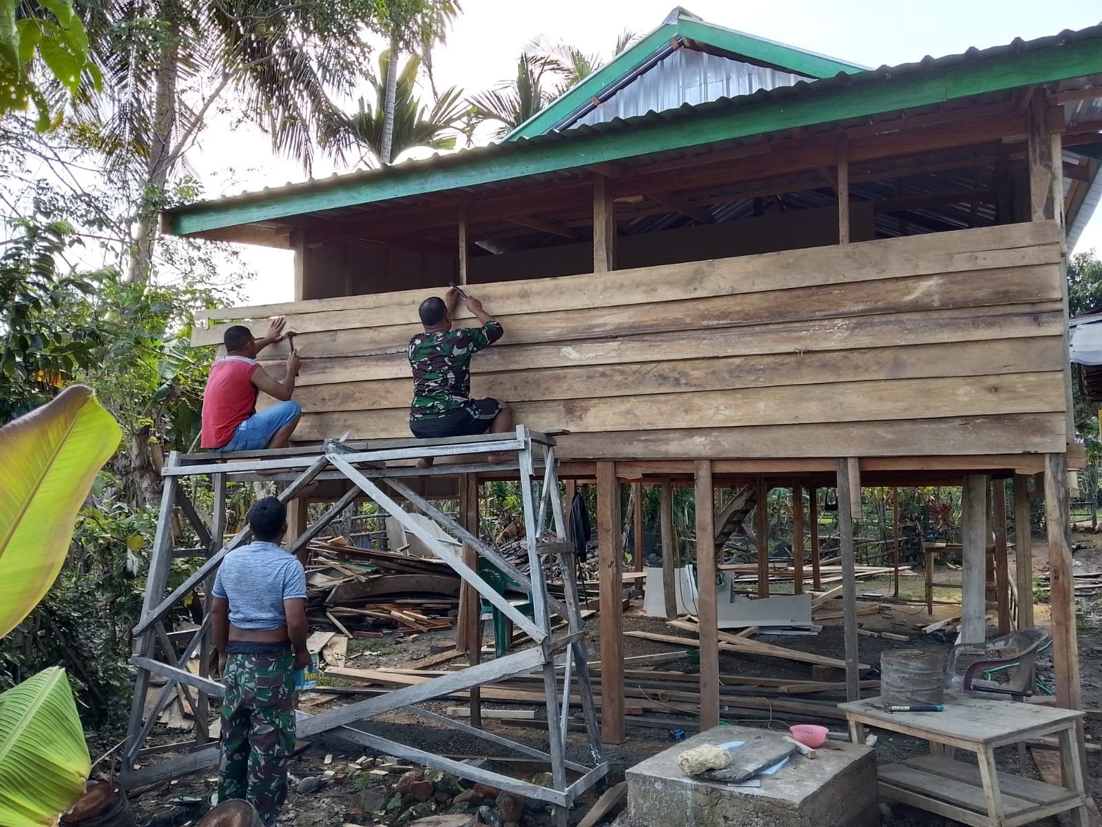 Pekerjaan Rehabilitasi Rumah Rosnawati di Mallusetasi Tunjukkan Perkembangan