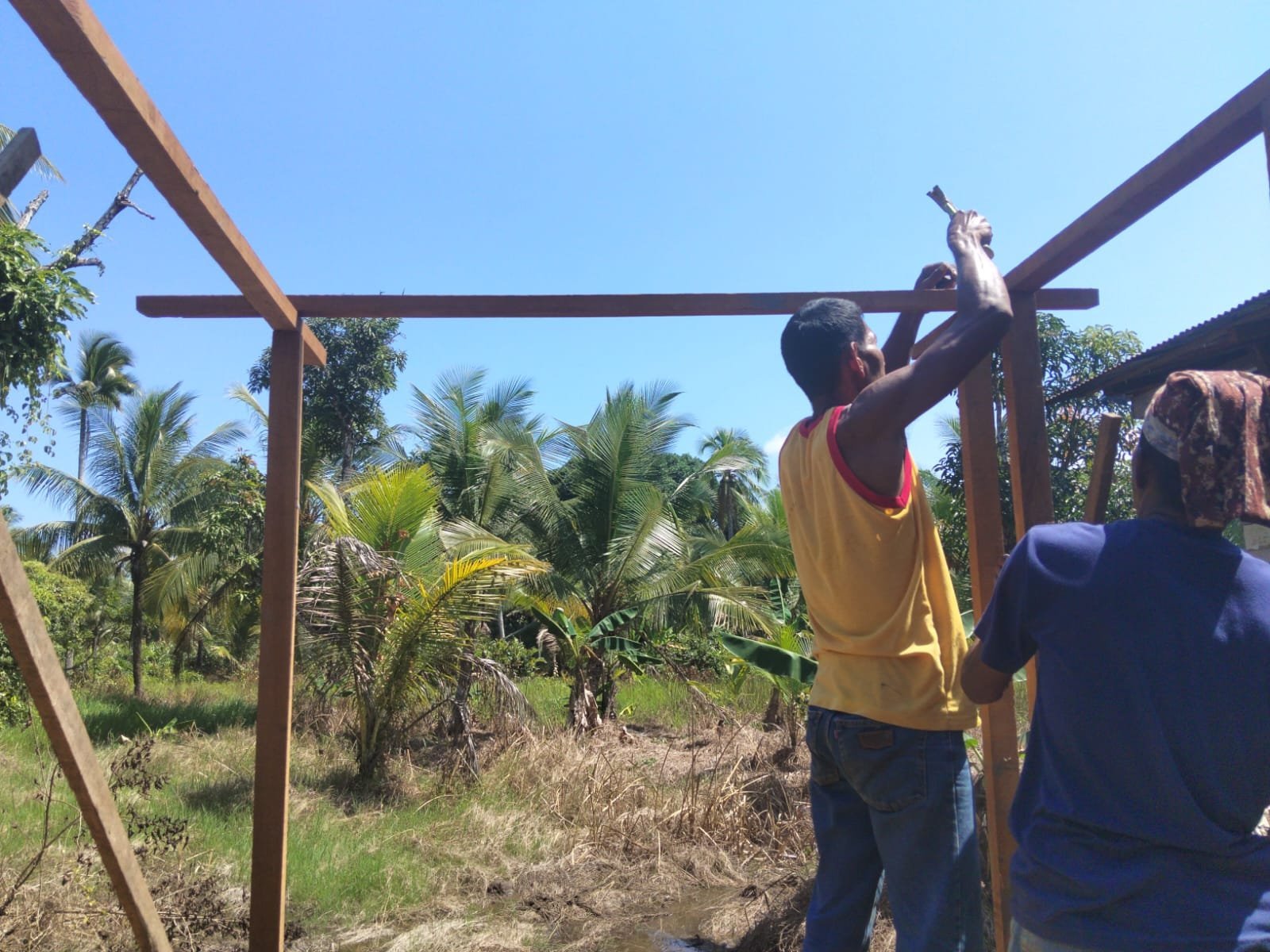 TMMD Ke-129 Lanjutkan Pembangunan Fasilitas MCK oleh Kodim 1005/Barito Kuala
