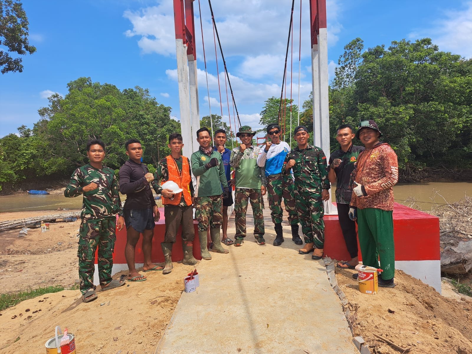 Penyelesaian Jembatan Gantung Garuda di Desa Kemuning Biutak Perkuat Akses ke pelosok Ketapang