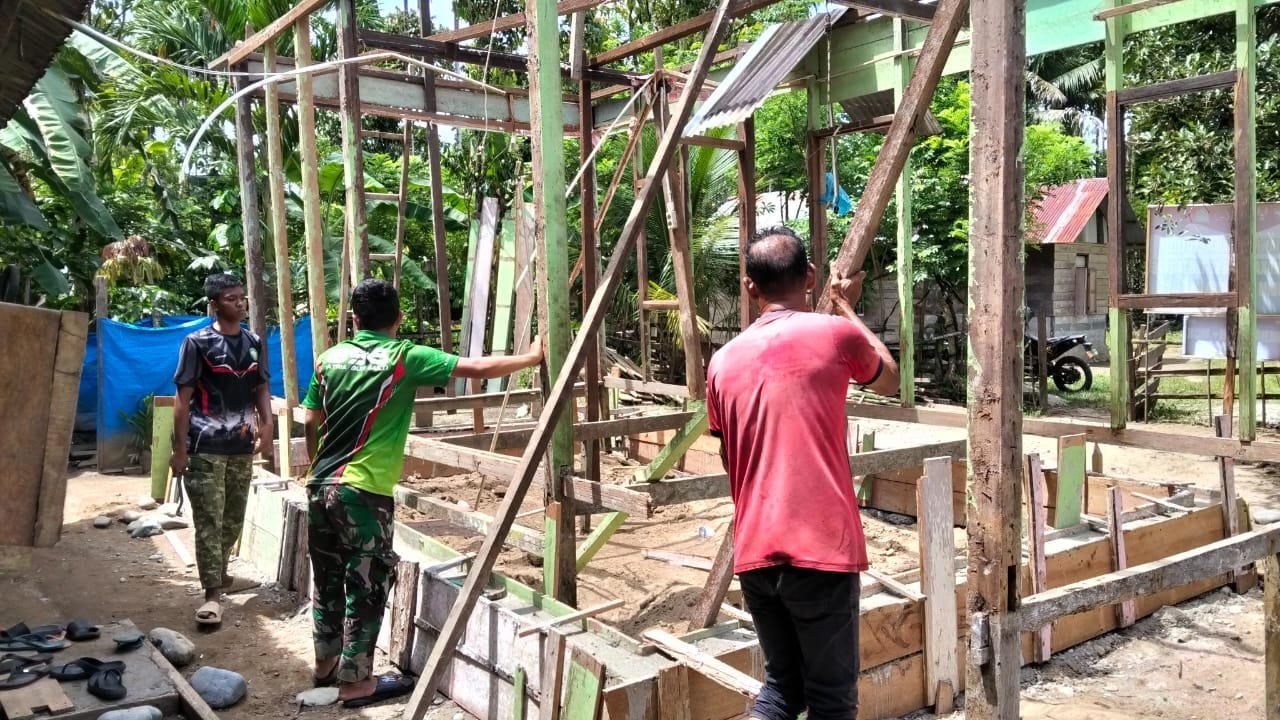 Teknis Pembangunan Rumah TMMD: Dari Kayu Menjadi Dinding Kokoh