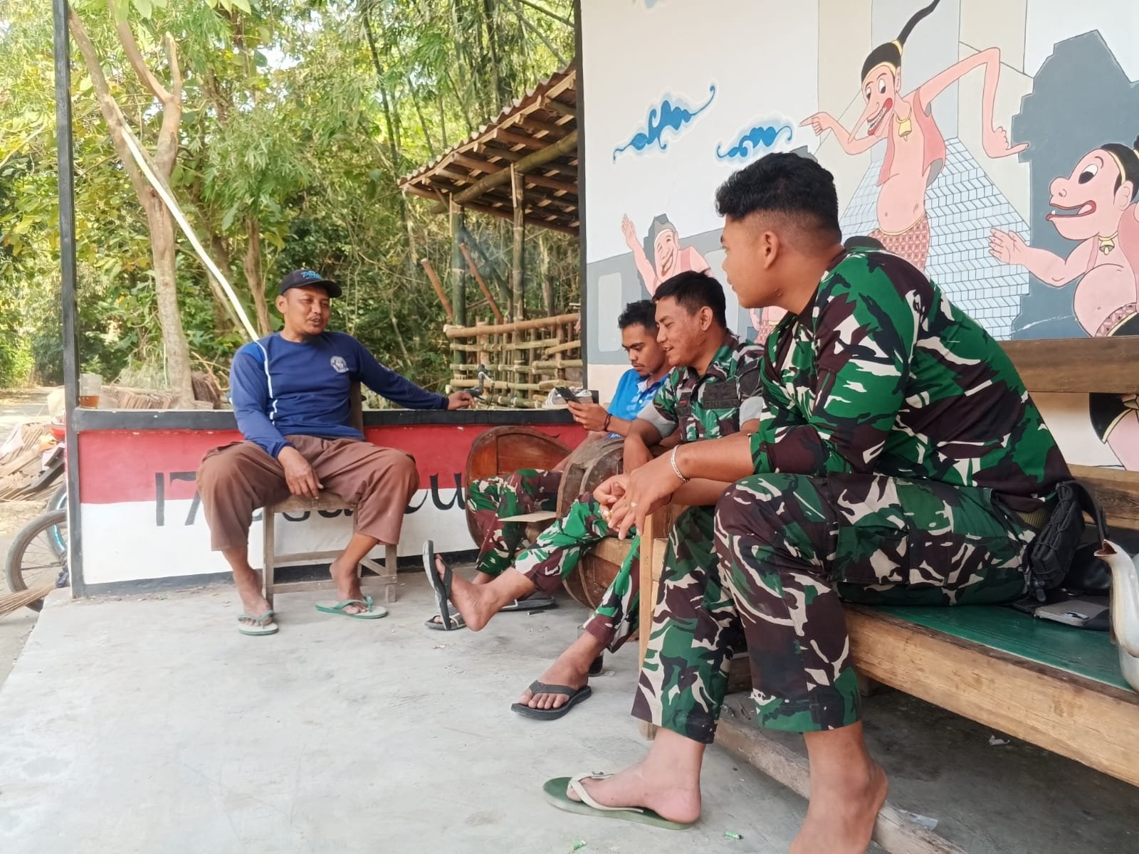 Kepedulian Prajurit Membuat Warga Semakin Percaya Diri