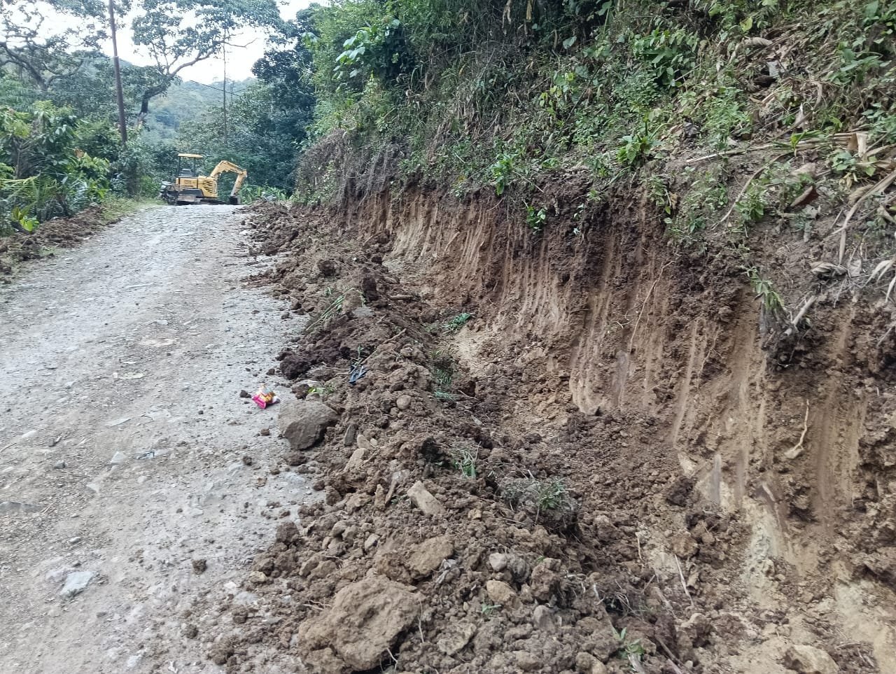 TMMD 129 Bone Fokus pada Drainase, Jalan Desa Lebih Tahan Lama
