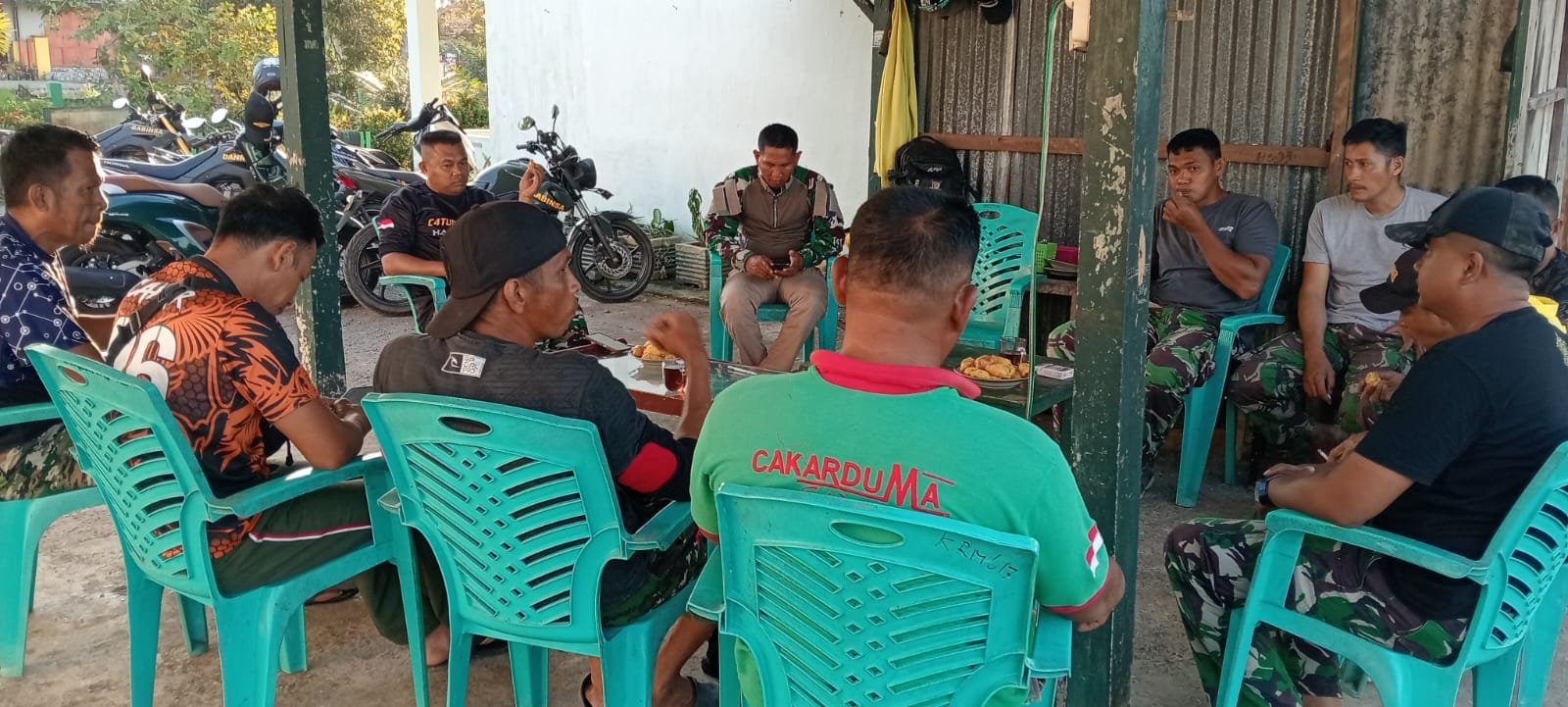 Kapten Inf Arsyad Pimpin Briefing, Evaluasi Sekaligus Rencana Harian TMMD