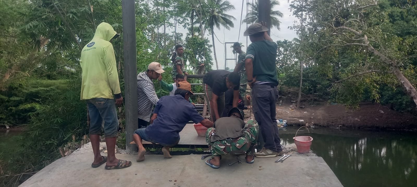 Pembangunan Jembatan Gantung Bone Disambut Antusias Warga