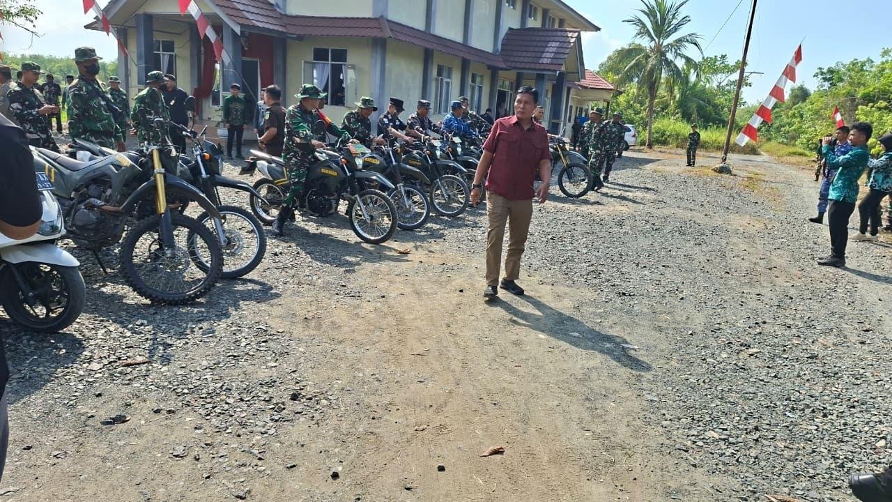 Tinjauan Tim Wasev TMMD Ke-129: Dari Perkerasan Jalan hingga Sunatan Massal
