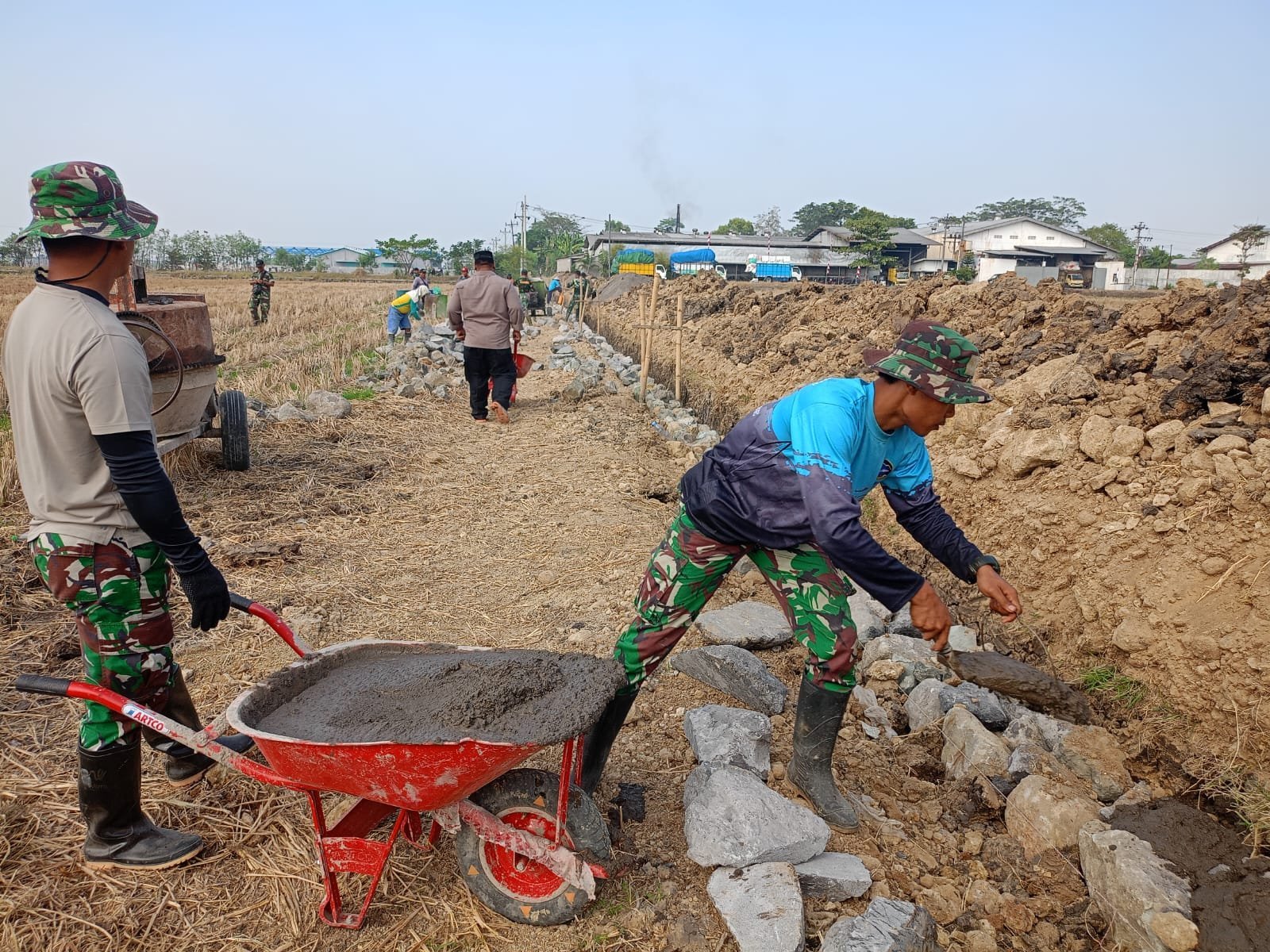 Pembangunan Talud di Parangjoro: Solusi untuk Kekhawatiran Petani akan Longsor