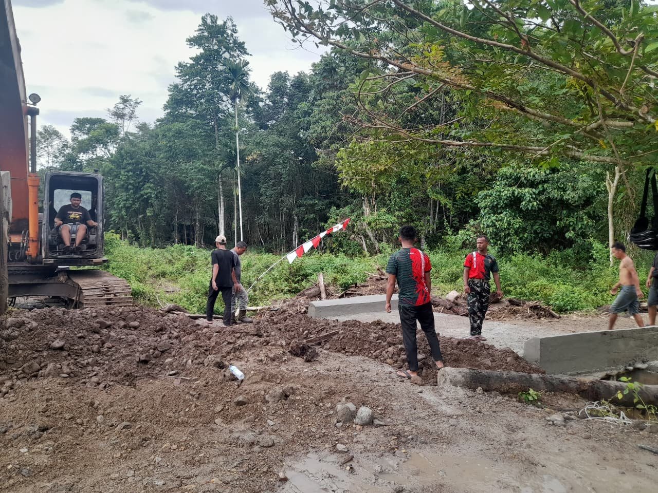 Jembatan Titik 1 TMMD Ke-129 Kodim 0114/Aceh Jaya Terus Dikerjakan, Akses Warga Segera Terhubung