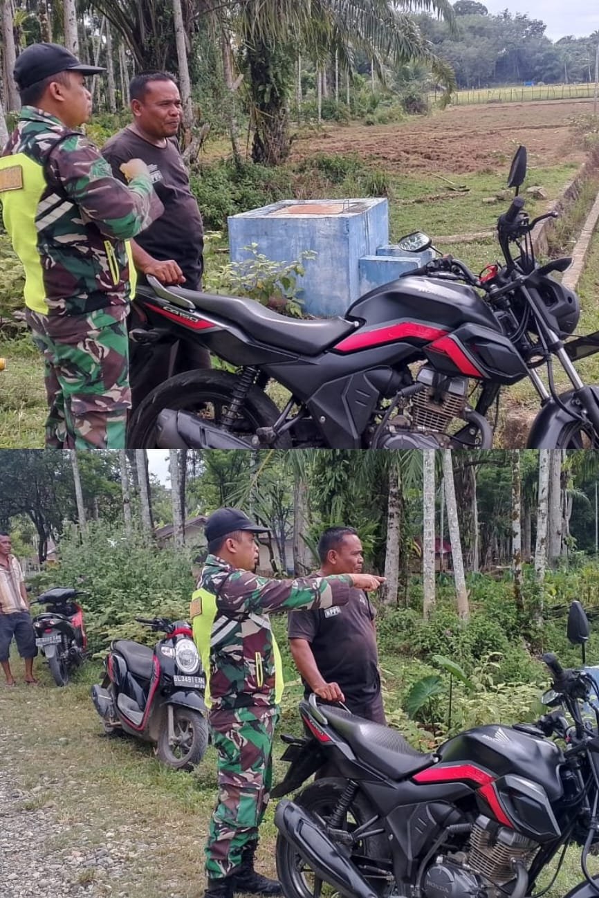 Dari Komsos, Babinsa Woyla Timur Dorong Warga Jaga Kerukunan dan Keamanan Lingkungan