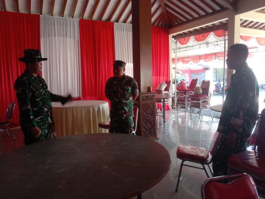 Pemeriksaan Perlengkapan Ruang oleh Kasdim Jelang Penutupan TMMD 0726/Sukoharjo