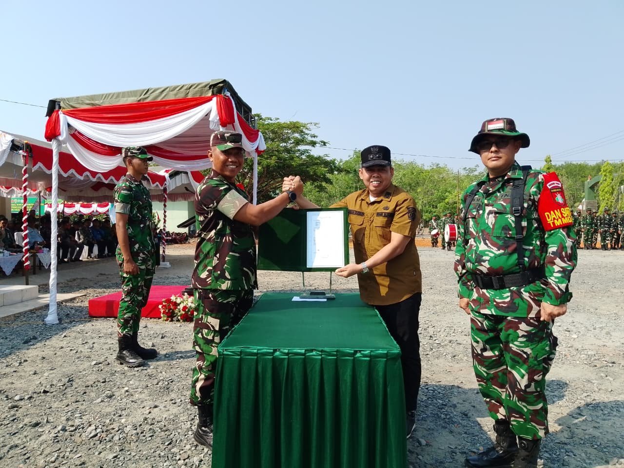 TMMD Ke-129 Kodim 1005/Barito Kuala Resmi Ditutup, Penyerahan Berita Acara ke Pemda