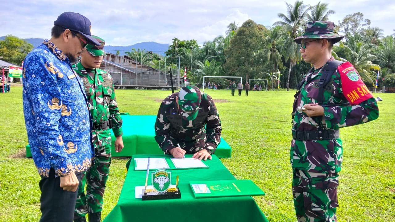 Upacara Tutup TMMD Ke-129 di Aceh Jaya Diwarnai Penyerahan Naskah Hasil