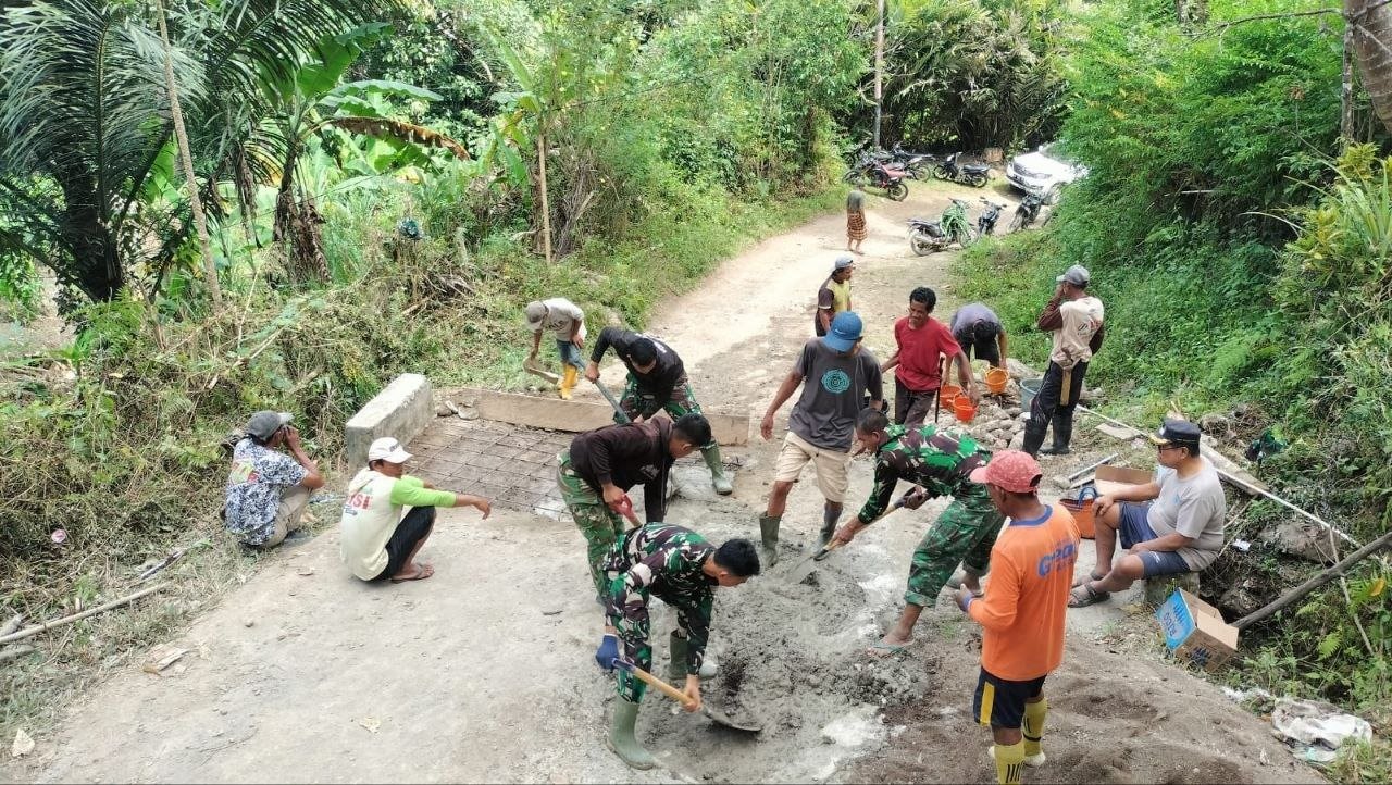 Satgas TMMD Ke-129 Fokus Perbaikan Dekker Titik 5, Warga Jawi-Jawi Sambut Positif