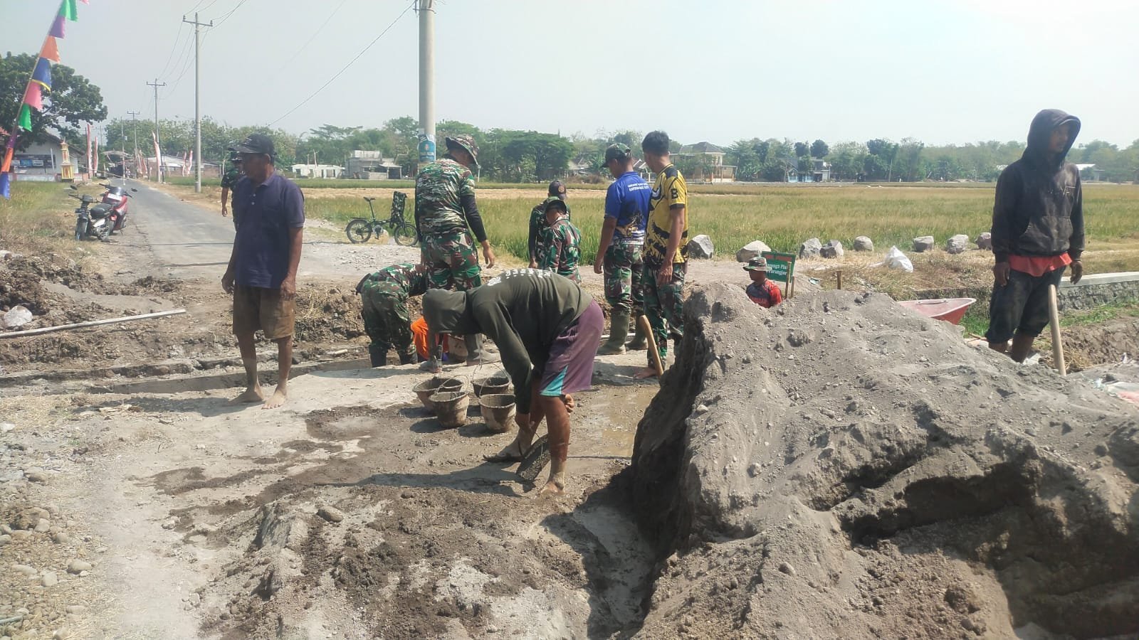 Gorong-Gorong Plat Perbaiki Aliran dan Kurangi Genangan di Parang Joro