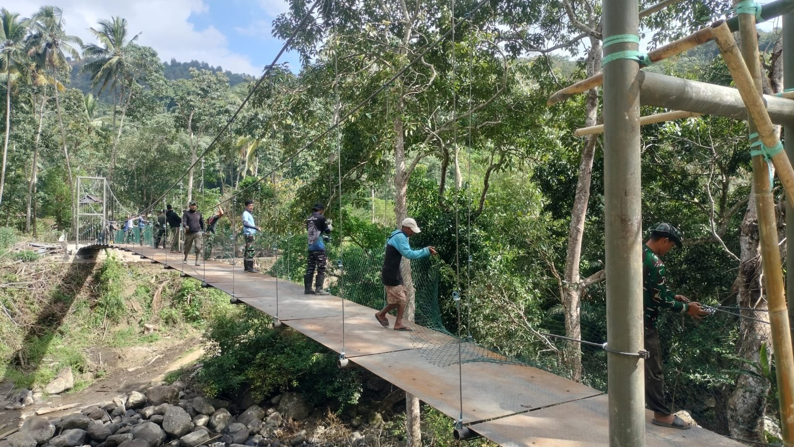 Ram Pengaman Dipasang di Jembatan Pattuku-Lemo, Pengguna Diberi Keamanan Tambahan