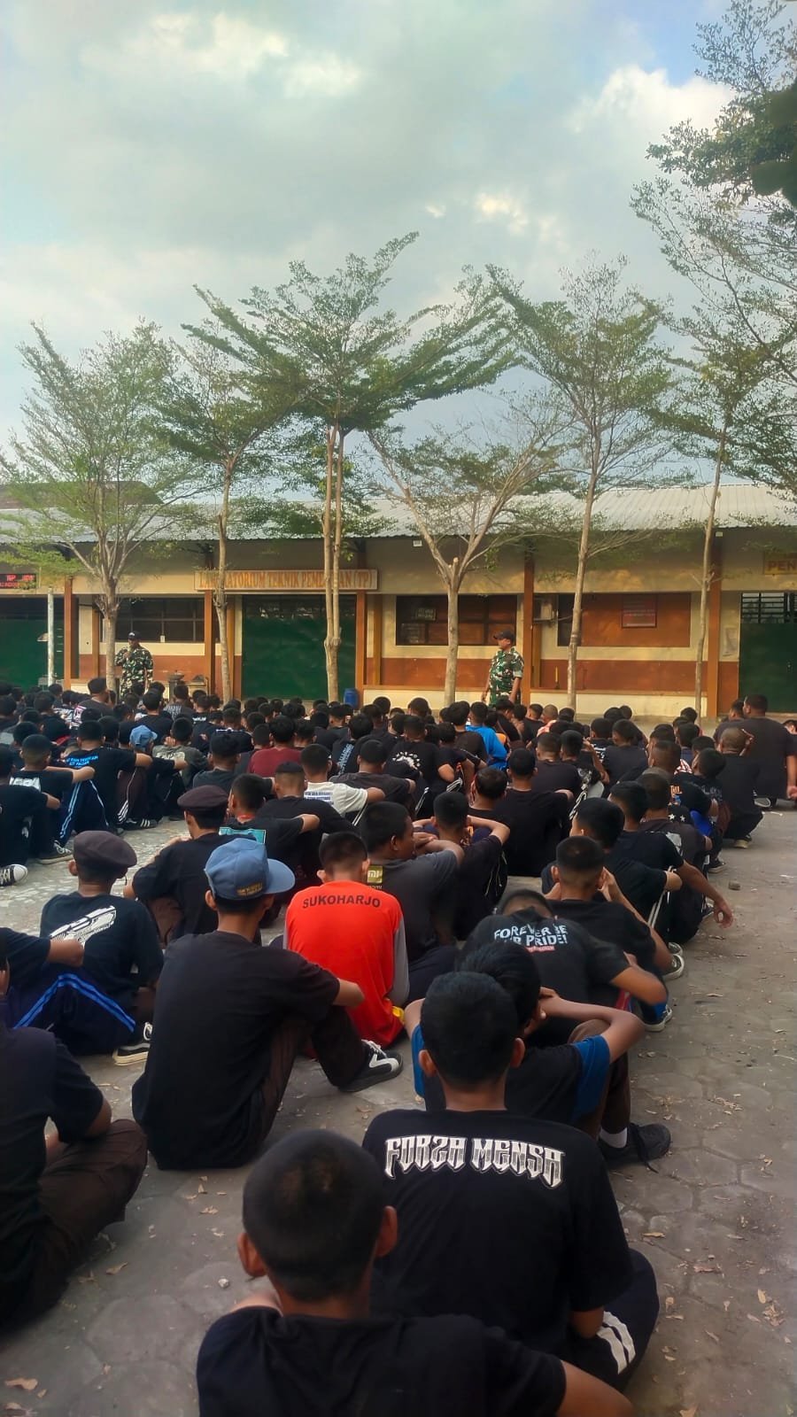 Kodim 0726/Sukoharjo Laksanakan Pembinaan Karakter bagi Siswa SMK Lewat TMMD 129