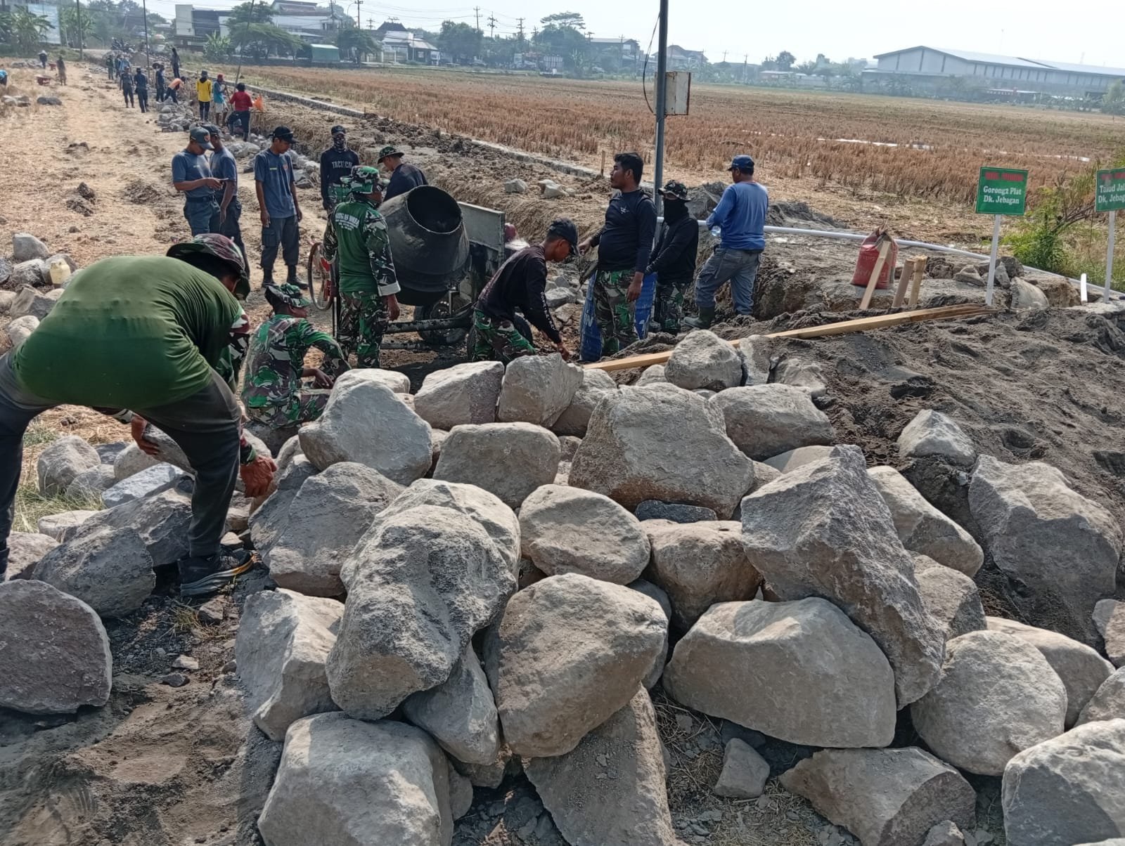 Parangjoro Memacu Pekerjaan TMMD, 80 Persen Sasaran Fisik Tercapai