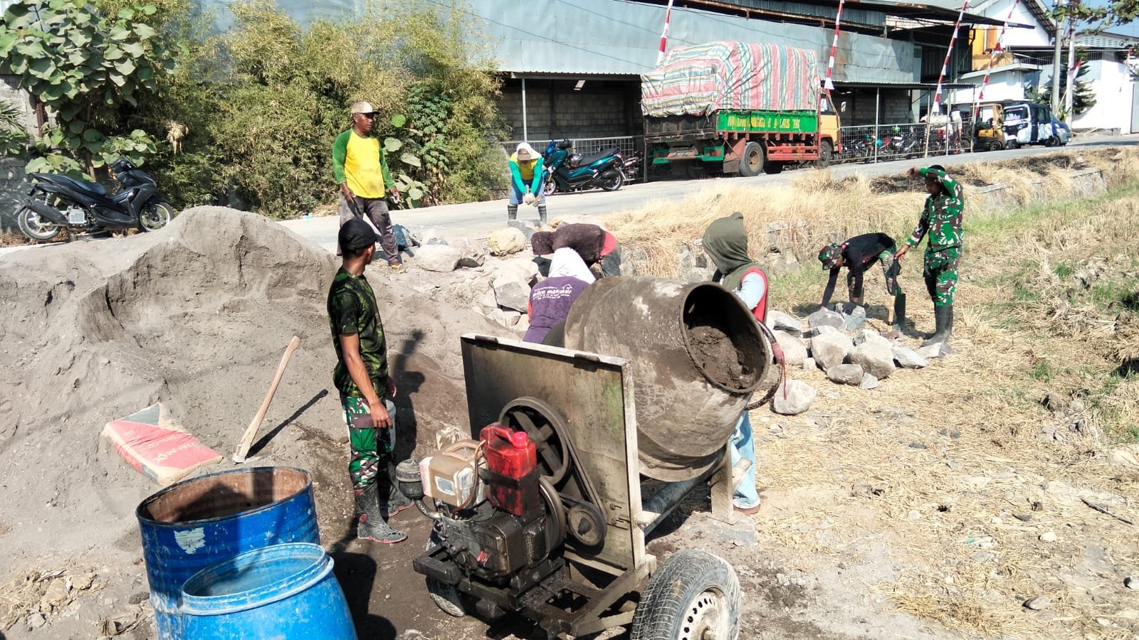 Talud di Desa Parangjoro Dipercepat Pembangunannya untuk Lindungi Sawah